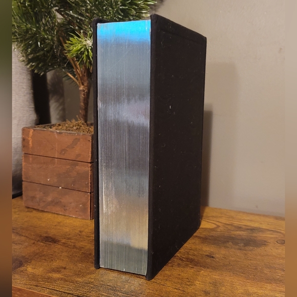 The Wrinkle In Time | By Madeleine L'Engle Limited Edition Quintet Box Set - Picture 7 of 12